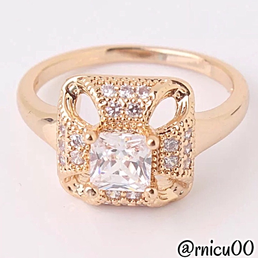 Size 7! Last 1-Topaz 18K Gold Filled Stunning Ring - Picture 3 of 7